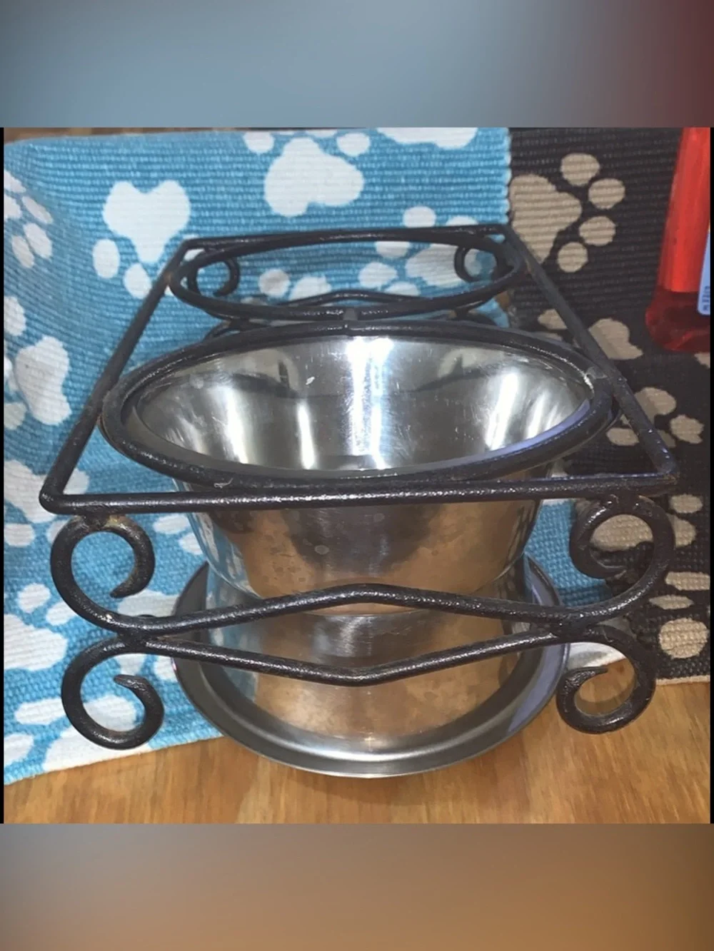 Elevated Wrought Iron Dog Feeder Frame, bowls, Food Mats, Toys & Dog Shampoo